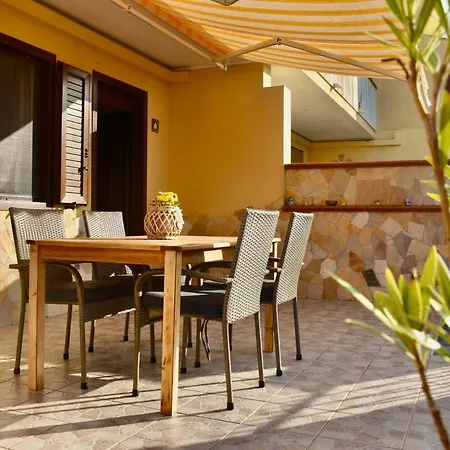 בית נופש Albachiara Sul Mare, Con Ampia Veranda